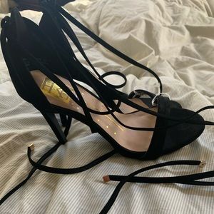 New Black lace up heels   ✨